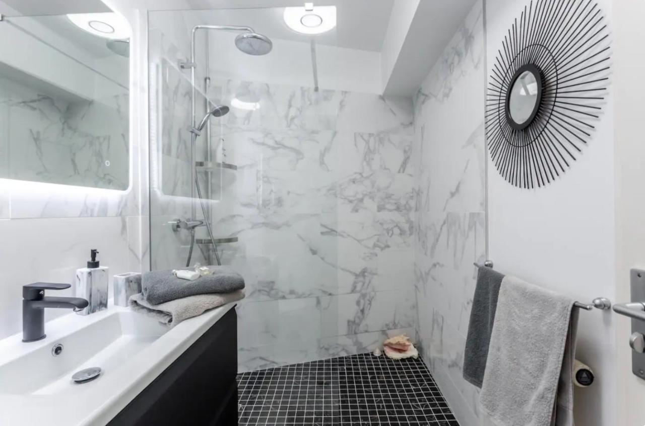 Beautiful Modern Fully Furnished Studio Levallois-Perret Exterior photo